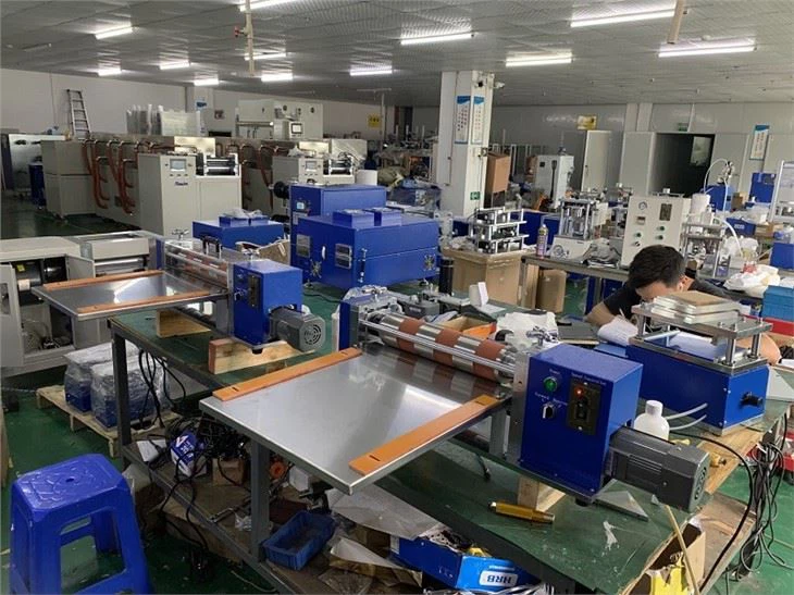 Battery Cutting Machine